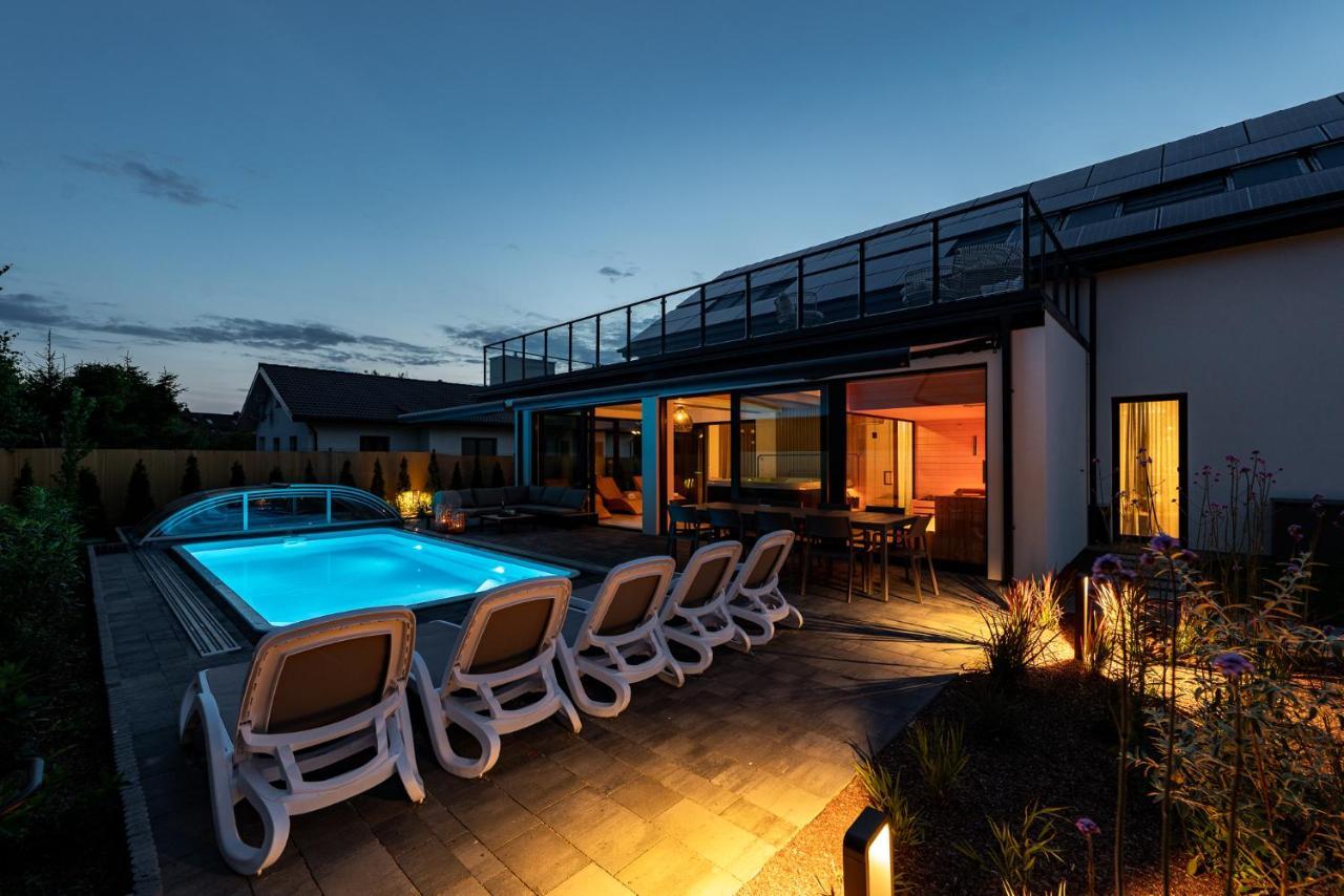 Mielnovo - Dom Z Basenem, Sauna I Jacuzzi Großmöllen Exterior foto